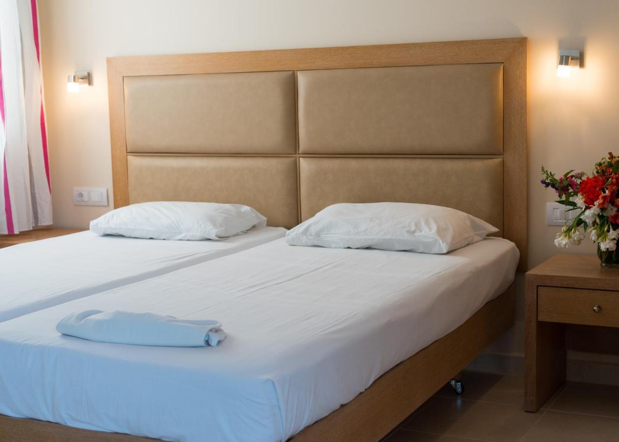 Amaryllis Front Beach Hotel 라도스 외부 사진