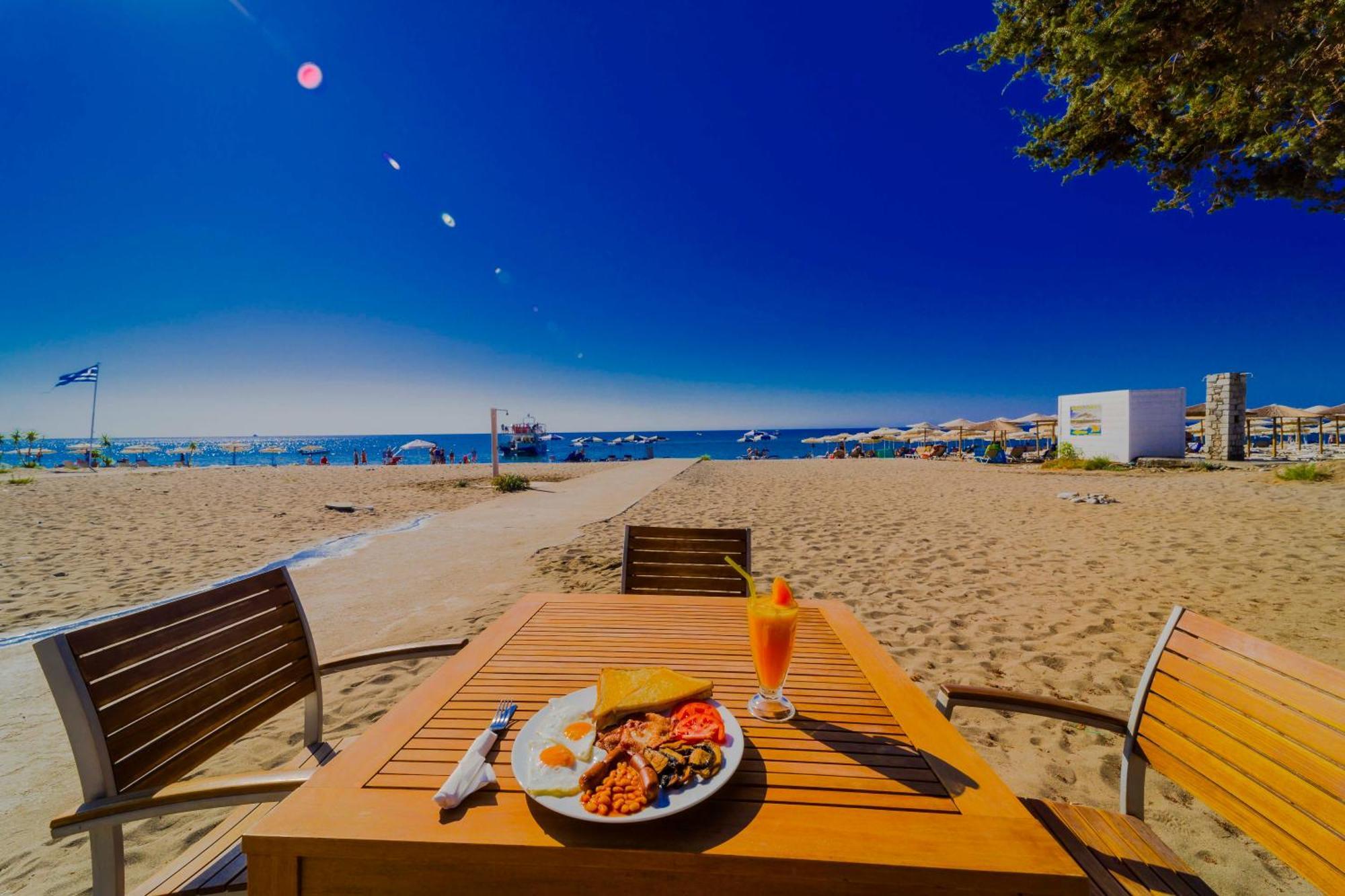 Amaryllis Front Beach Hotel 라도스 외부 사진