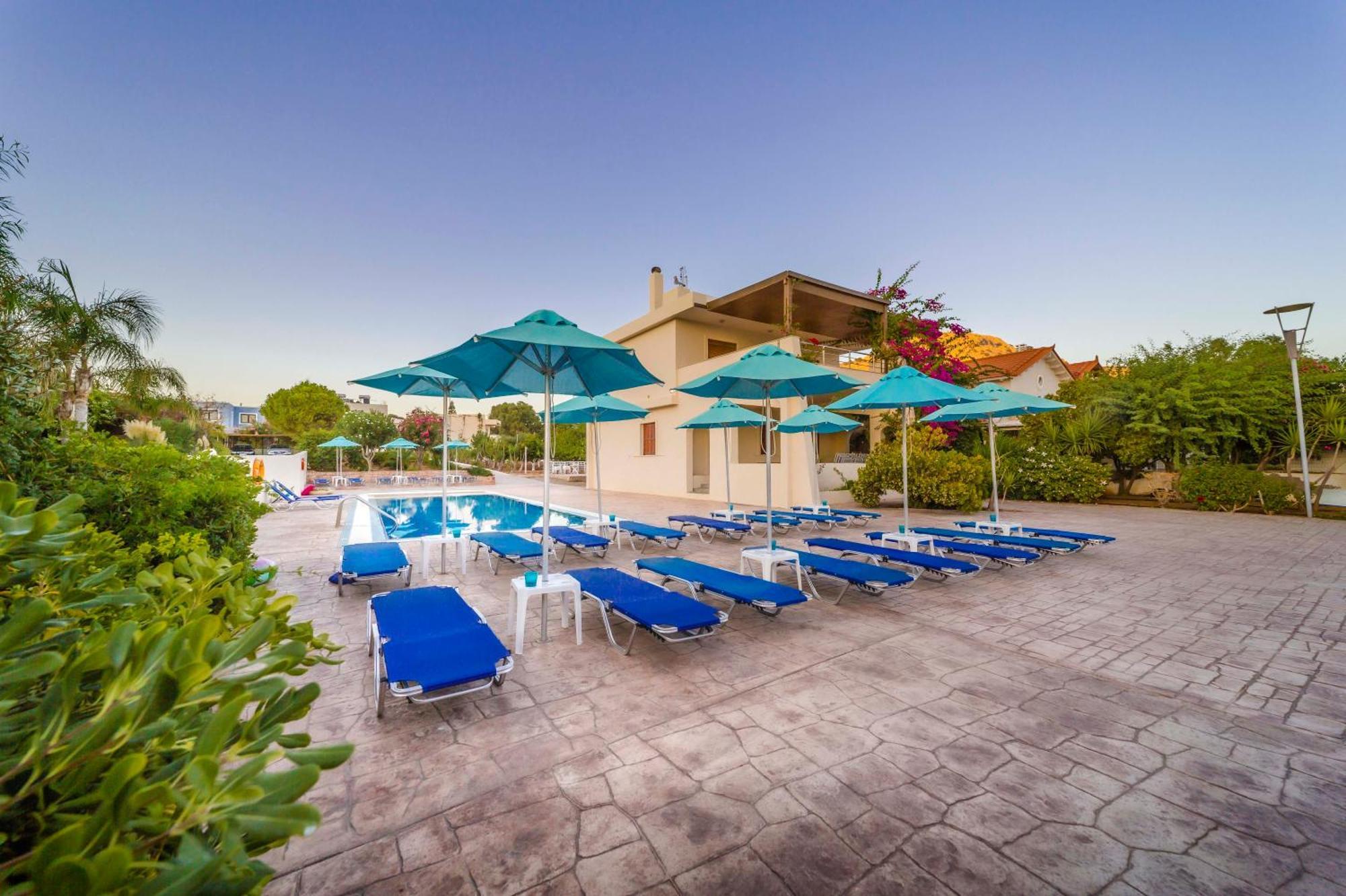 Amaryllis Front Beach Hotel 라도스 외부 사진